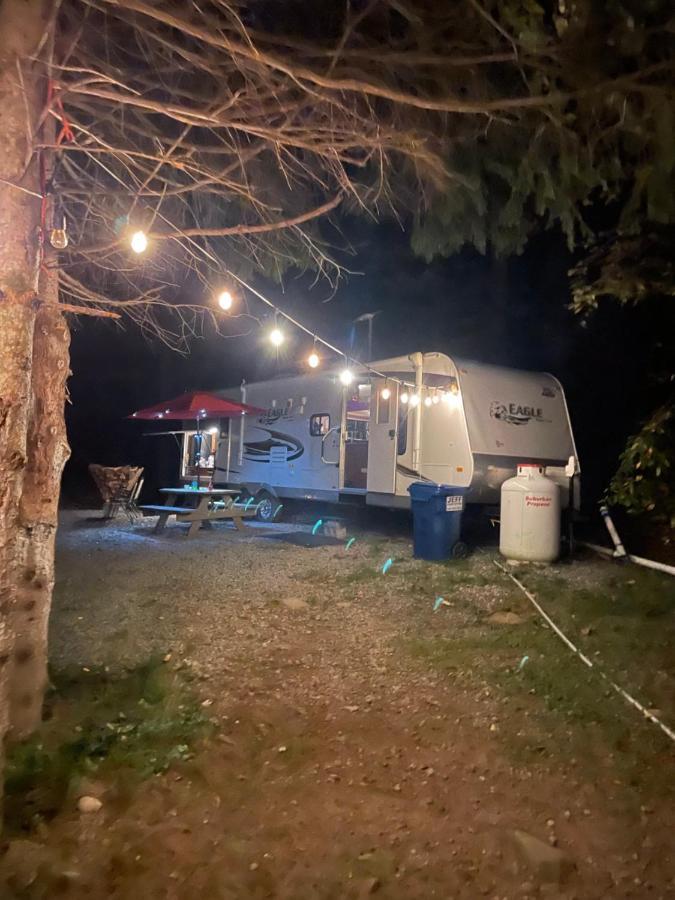 ホテル Rv Adventure Roscoe Pet Friendly エクステリア 写真